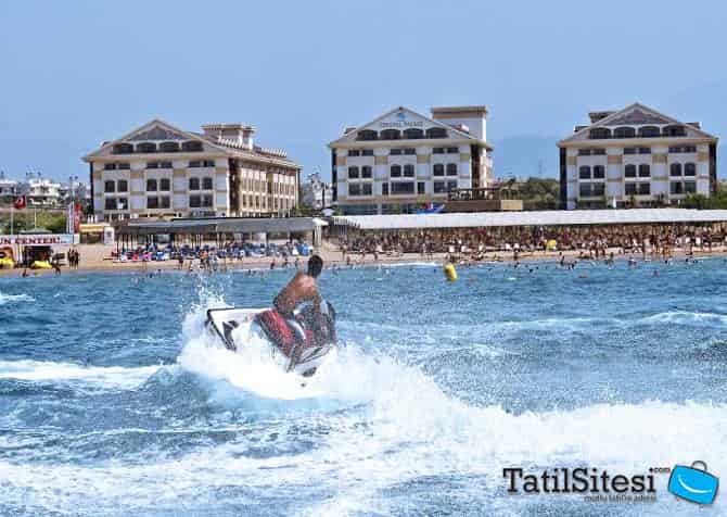 Crystal Palace Luxury Resort Spa 